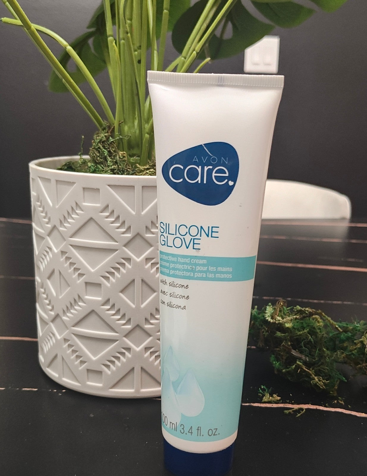 Avon Care Silicone Glove Hand Cream 3.4 fl oz