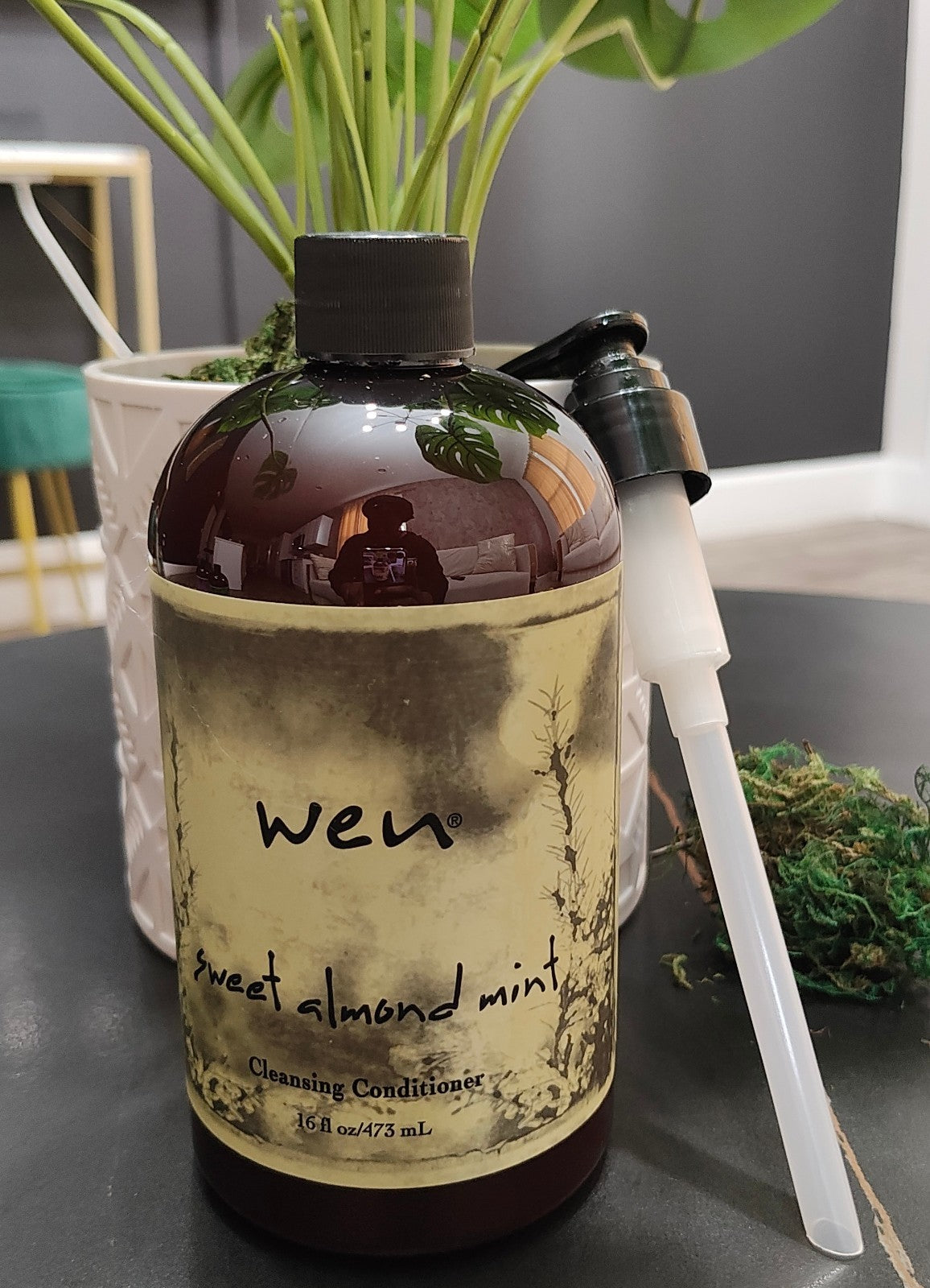 Wen Cleansing Conditioner 16 oz New Sweet Almond Mint Sealed Under Cap With Pump