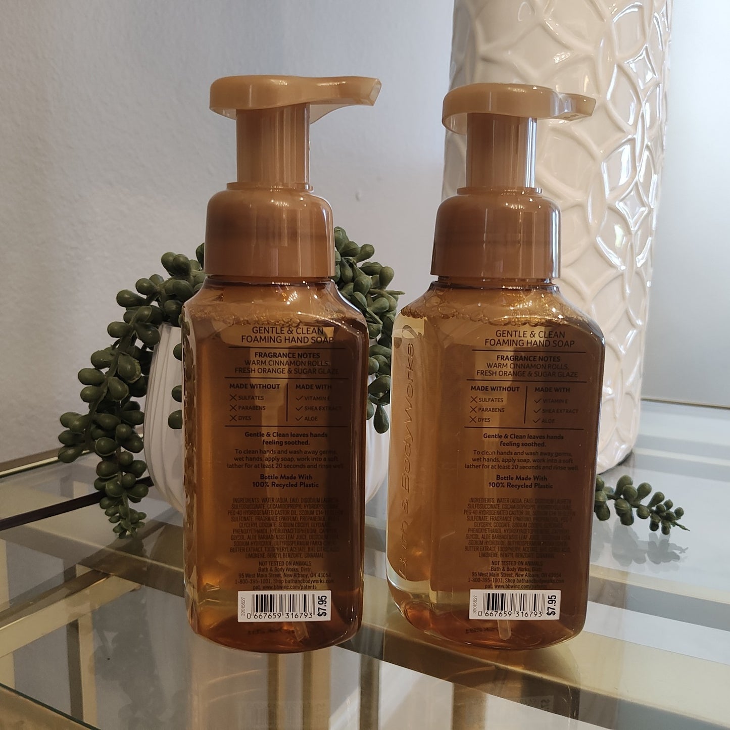 New Bath & Body Works 2PC ICED CINNAMON ROLLS Foaming Hand Soap