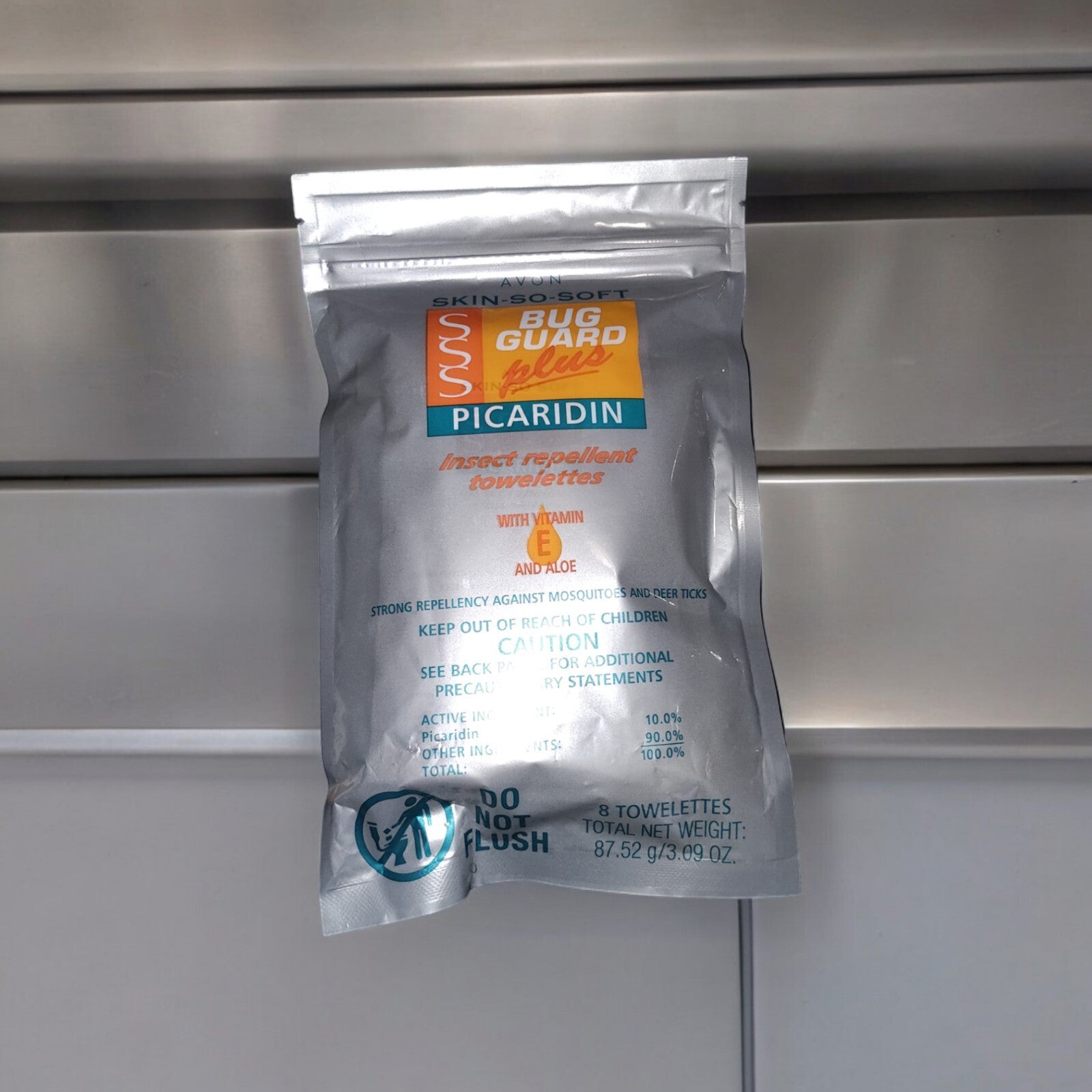 Avon Skin So Soft Bug Guard Plus Picaridin Towelettes, New Exp September 2025
