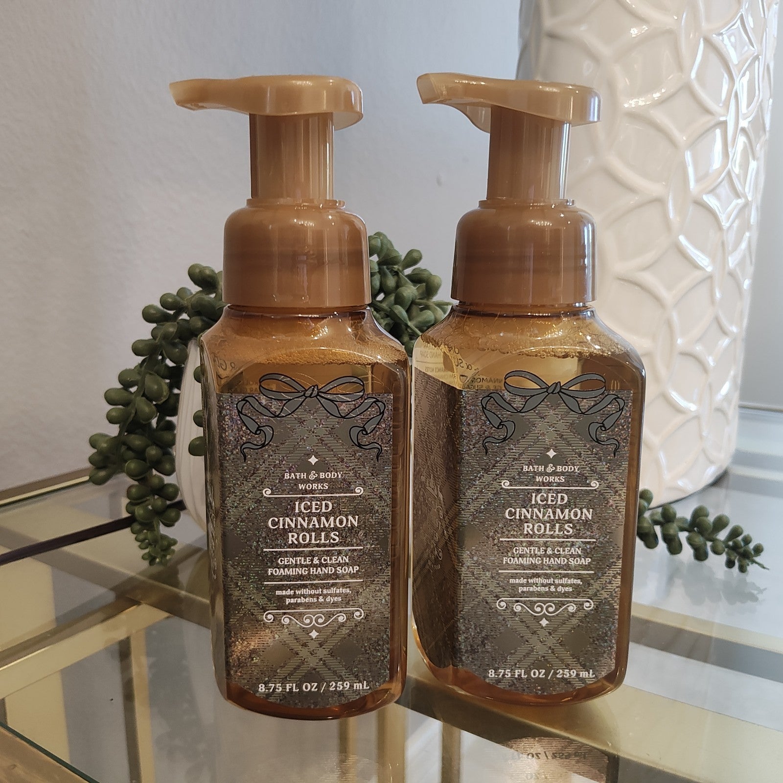 New Bath & Body Works 2PC ICED CINNAMON ROLLS Foaming Hand Soap